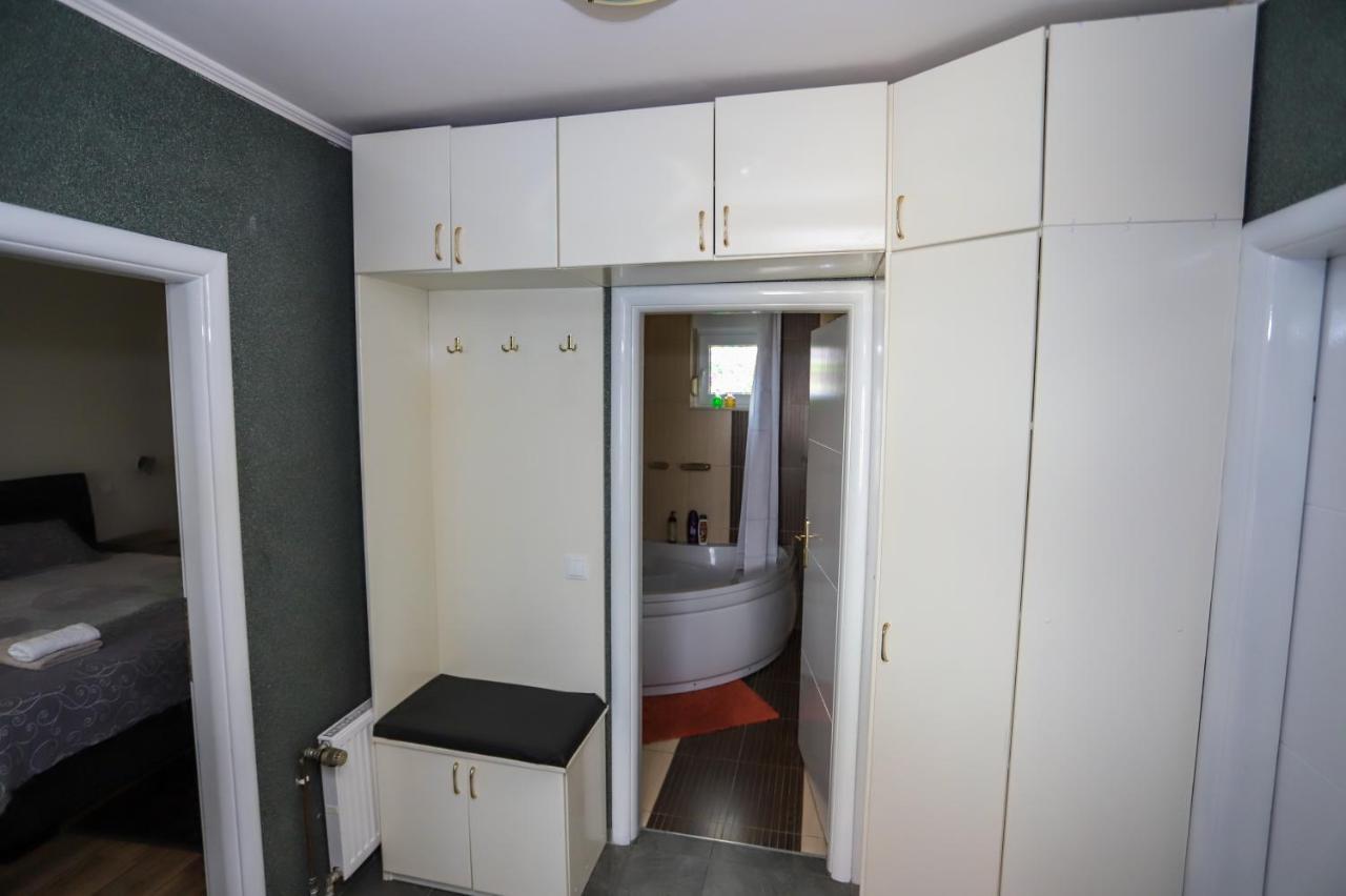 Apartman Veronika Ðakovo Exterior foto